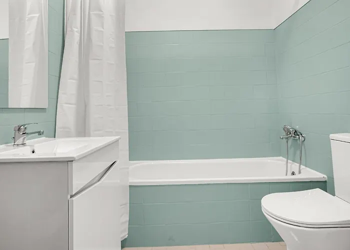 Gasthof Wonderful Shared In Alfornelos - Near Metro! Lissabon